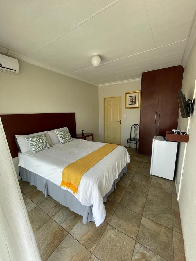 Khutsong Guests House Hotel Burgersfort Buitenkant foto